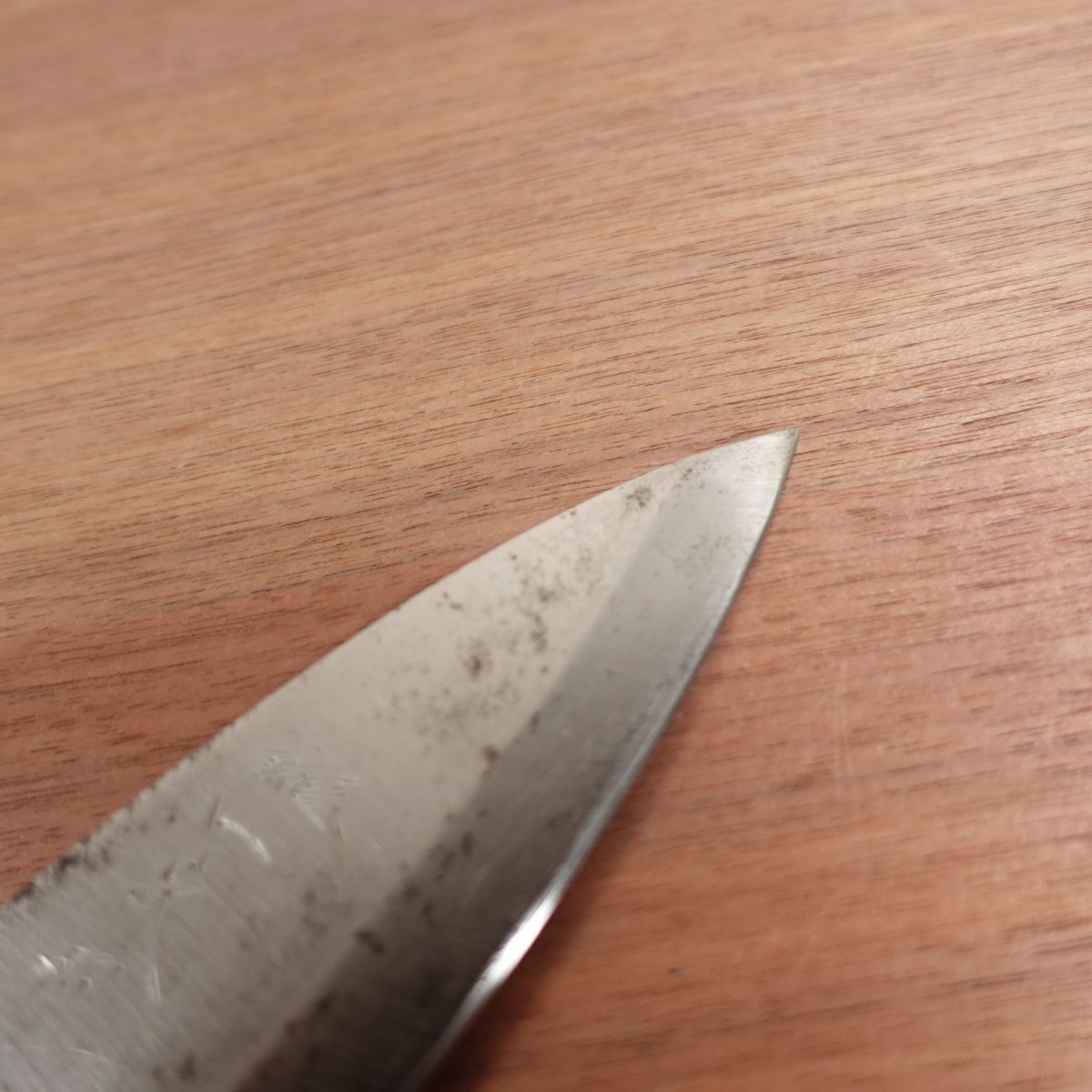 Sakai Ichiji Deba Knife, Sharpened, Water Buffalo Handle, Bessaku, Carbon Steel, Single Bevel, 155mm