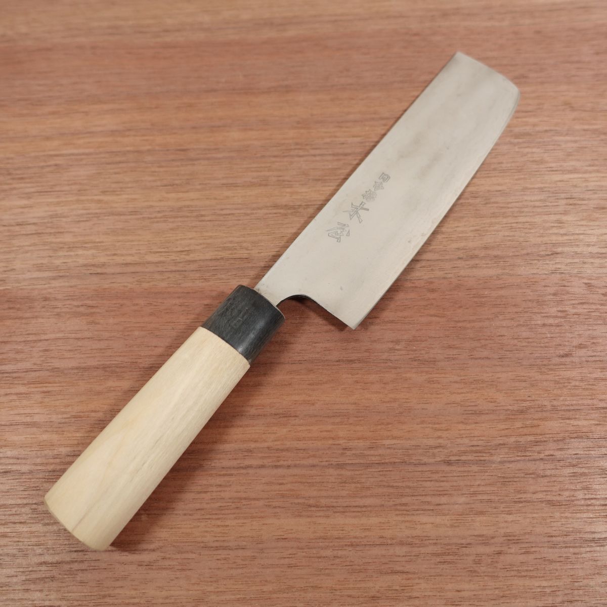 KIYA Nakiri Messer, geschliffen, Damast, Büffelhorn-Griff, Nihonbashi Kiya, Eingetragenes Design, 165mm