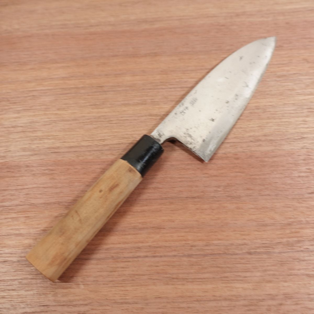 Kinyo Deba-Messer, geschliffen, handgeschmiedet, Karbonstahl, einseitig geschliffen, 165 mm