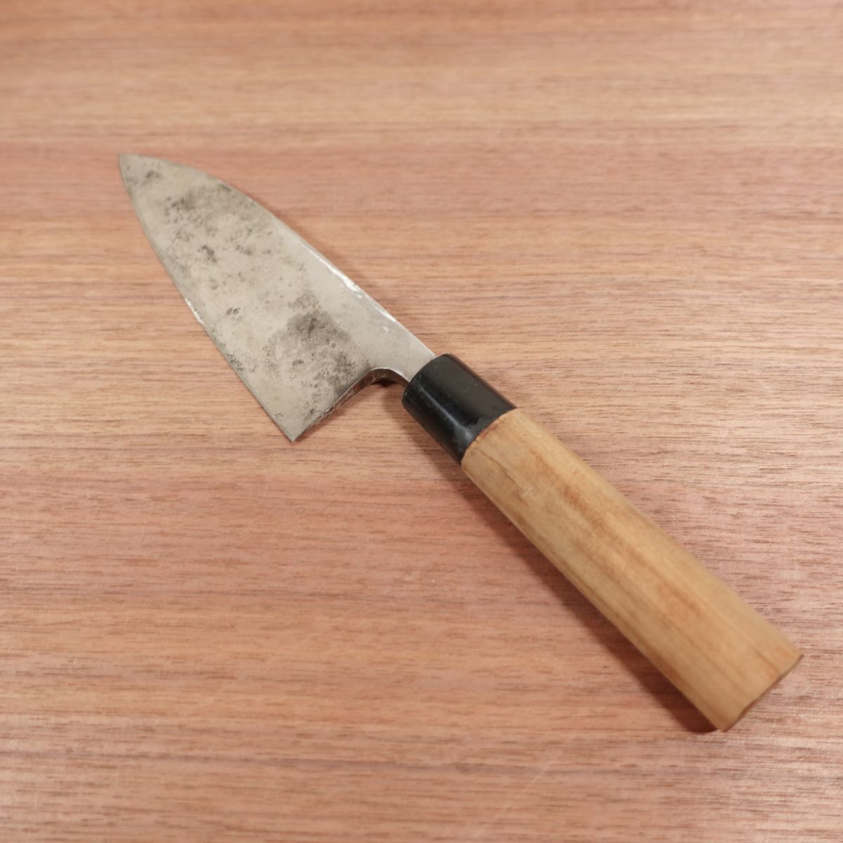 Kinyo Deba-Messer, geschliffen, handgeschmiedet, Karbonstahl, einseitig geschliffen, 165 mm