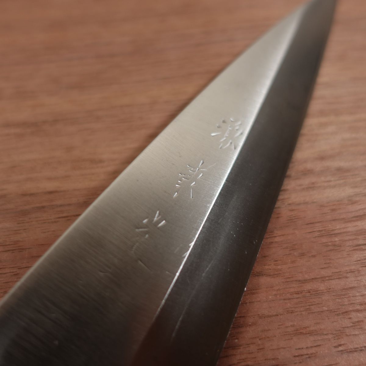 Minamoto Jikko Deba Knife, Sharpened, Water Buffalo Handle, Straight Edge, Jikko, 180mm