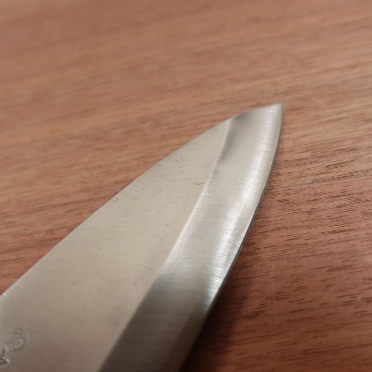 Tadafusa Deba Messer, geschliffen, Tiger-Aufkleber, neuwertiger Lagerartikel, 175mm