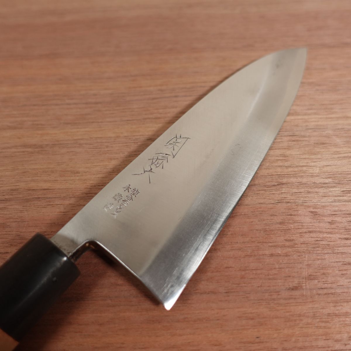 Seki Magoroku Deba Knife, Sharpened, Water Buffalo Handle, Composite Stainless Steel, Hon-Tanzo, Box Included, Unused Stored Item, Single Bevel, 185mm