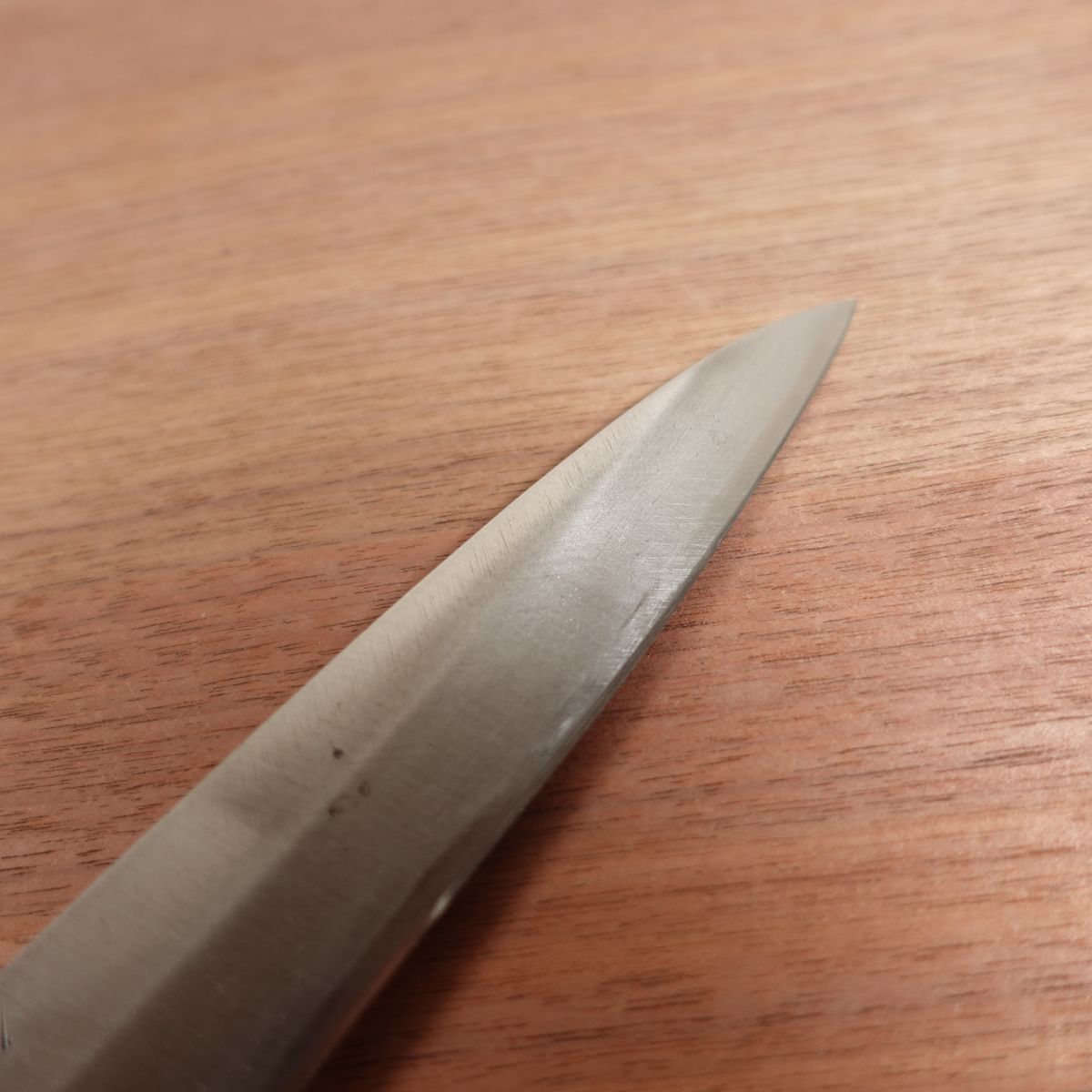 Yoshimaru Yanagiba Knife, Sharpened, Sashimi Knife, Box Included, Very Light Use, Carbon Steel, Single Bevel, 210mm