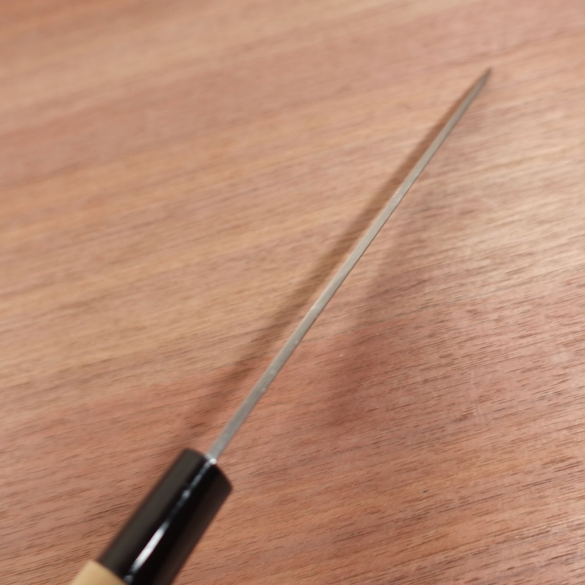Yoshitsugu Yanagiba Knife, Sharpened, Yoshitsugu Saku, Sashimi Knife, Carbon Steel, Single Bevel, Nearly Unused Stored Item, 210mm