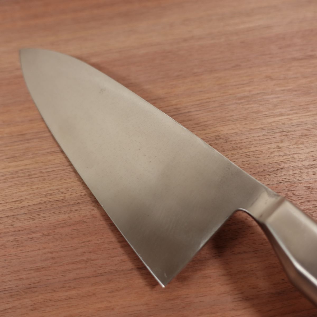 Seki Magoroku Large Deba Knife, Sharpened, All Stainless Steel, KAI, 270mm