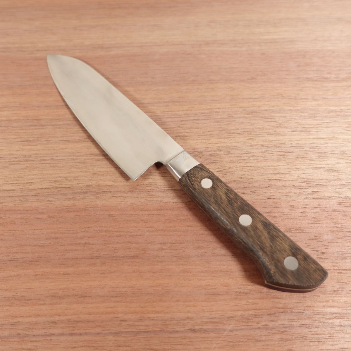 Kikuichimonji Santoku Swedish Steel Laminated A-2 KIKUICHI MONJI 165mm