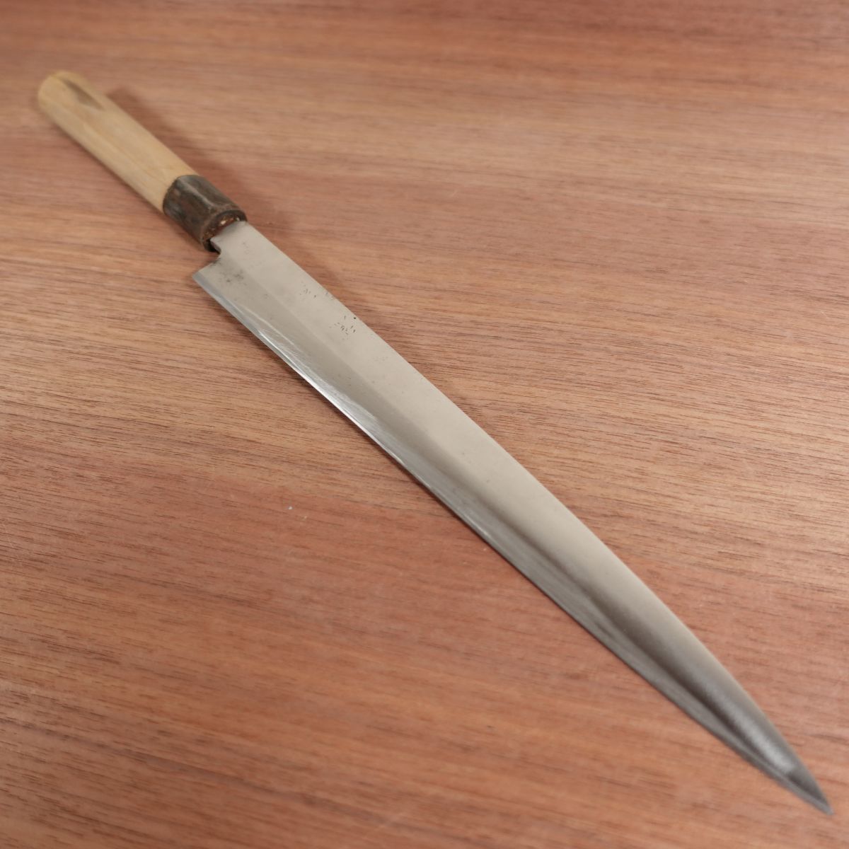 Minamoto? Yanagiba Knife, Faded Engraving, Sharpened, Water Buffalo Handle, Sashimi Knife, Carbon Steel, 265mm