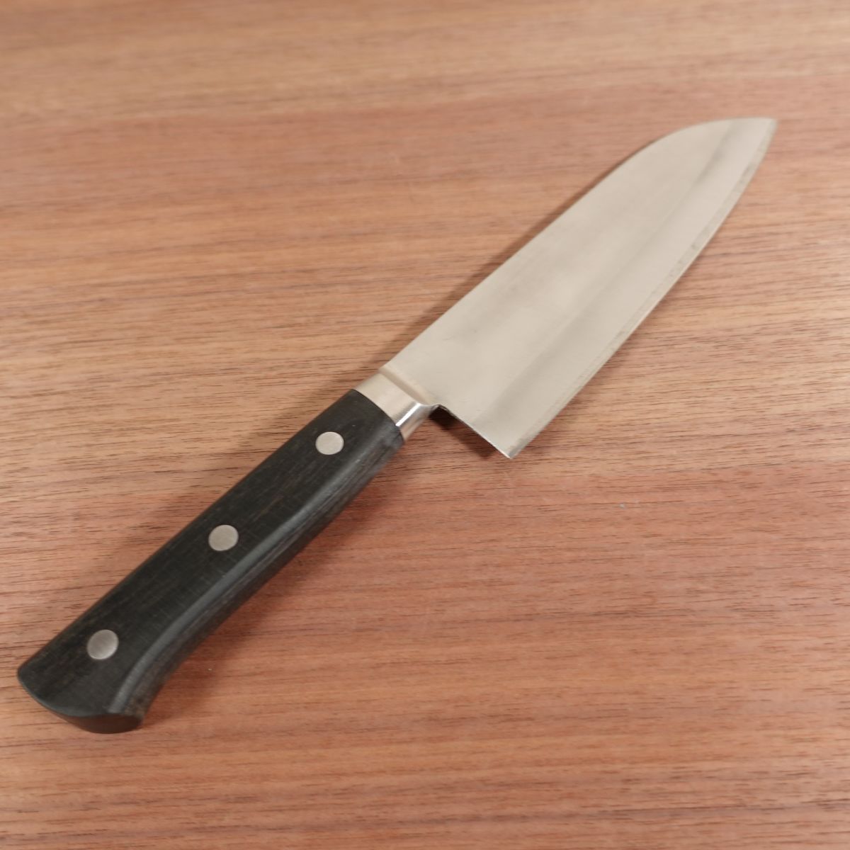 Seki Teppei Santoku Knife, Sharpened, Laminated Steel, Seki Teppei Saku, 165mm