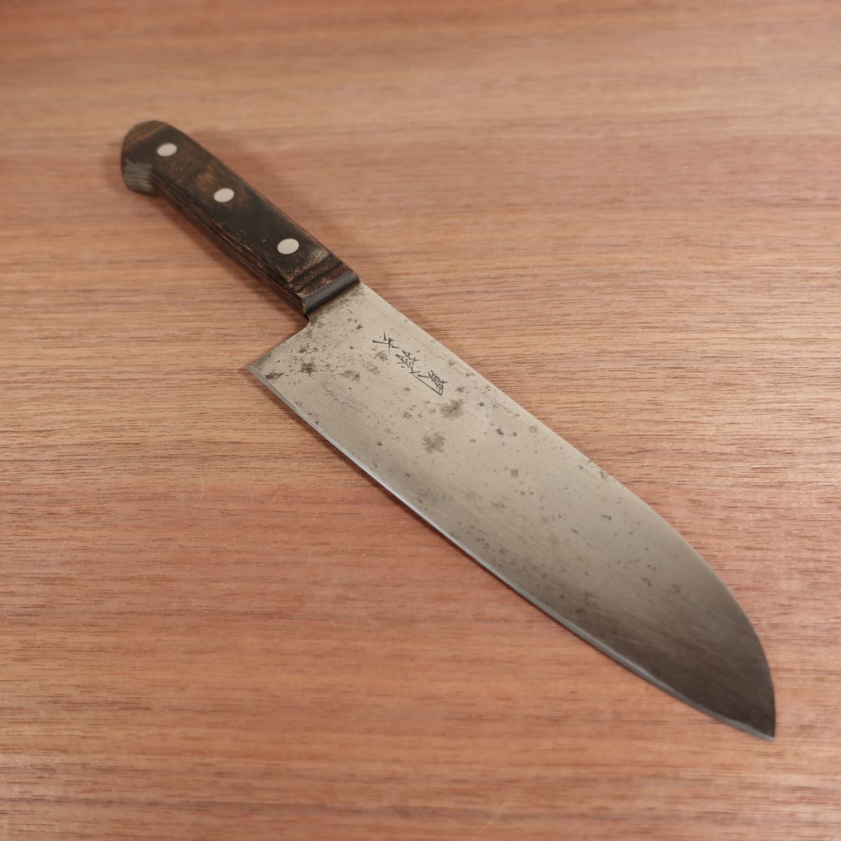 Seki Magoroku Santoku Knife, Sharpened, Carbon Steel, All-Purpose Knife, Double Bevel, 170mm