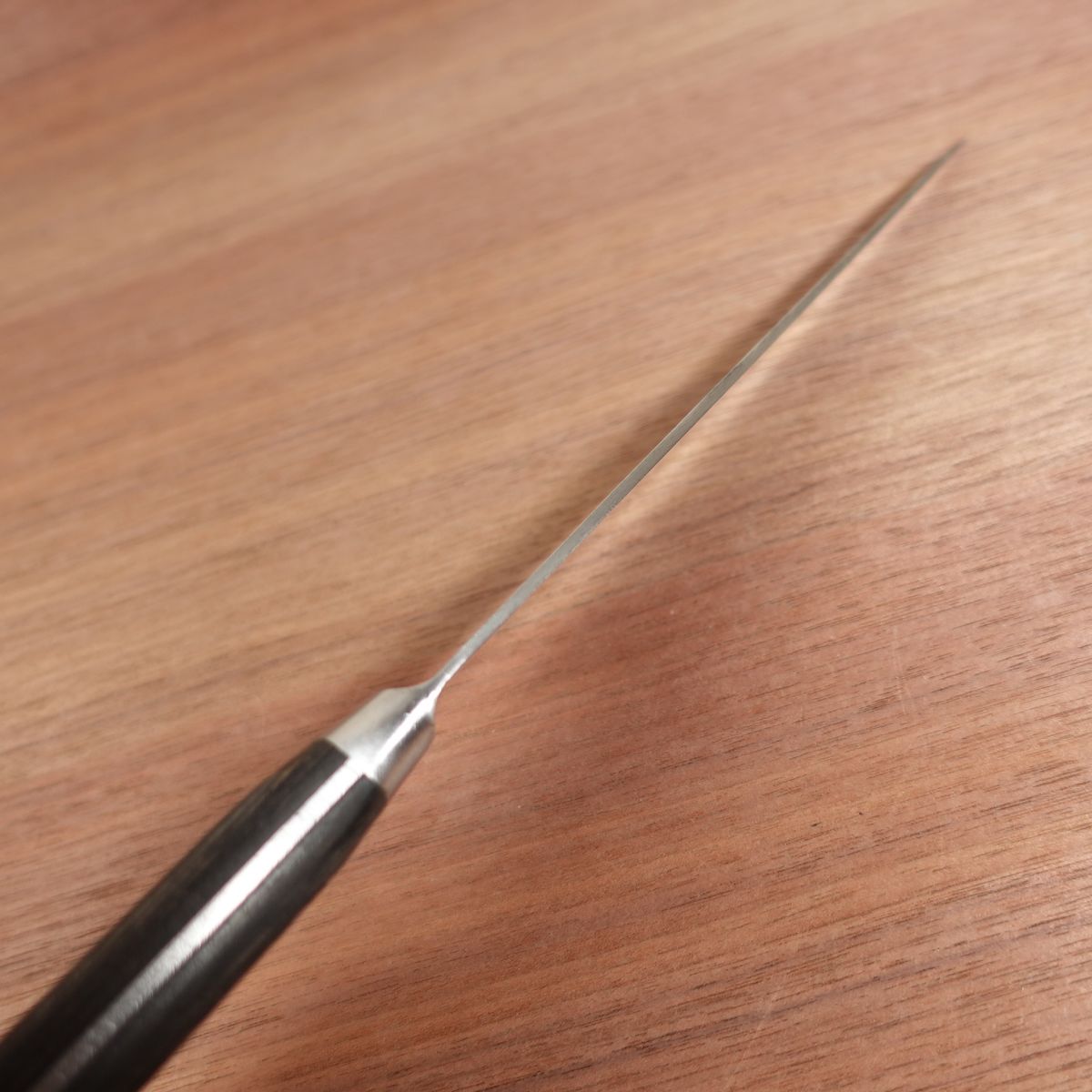 Sakai Kikumori Gyuto, Sharpened, Japanese Steel, Straight Edge, Nearly Single Bevel, 7:3, Honesuki Use Possible, Carbon Steel, Double Bevel, 200mm