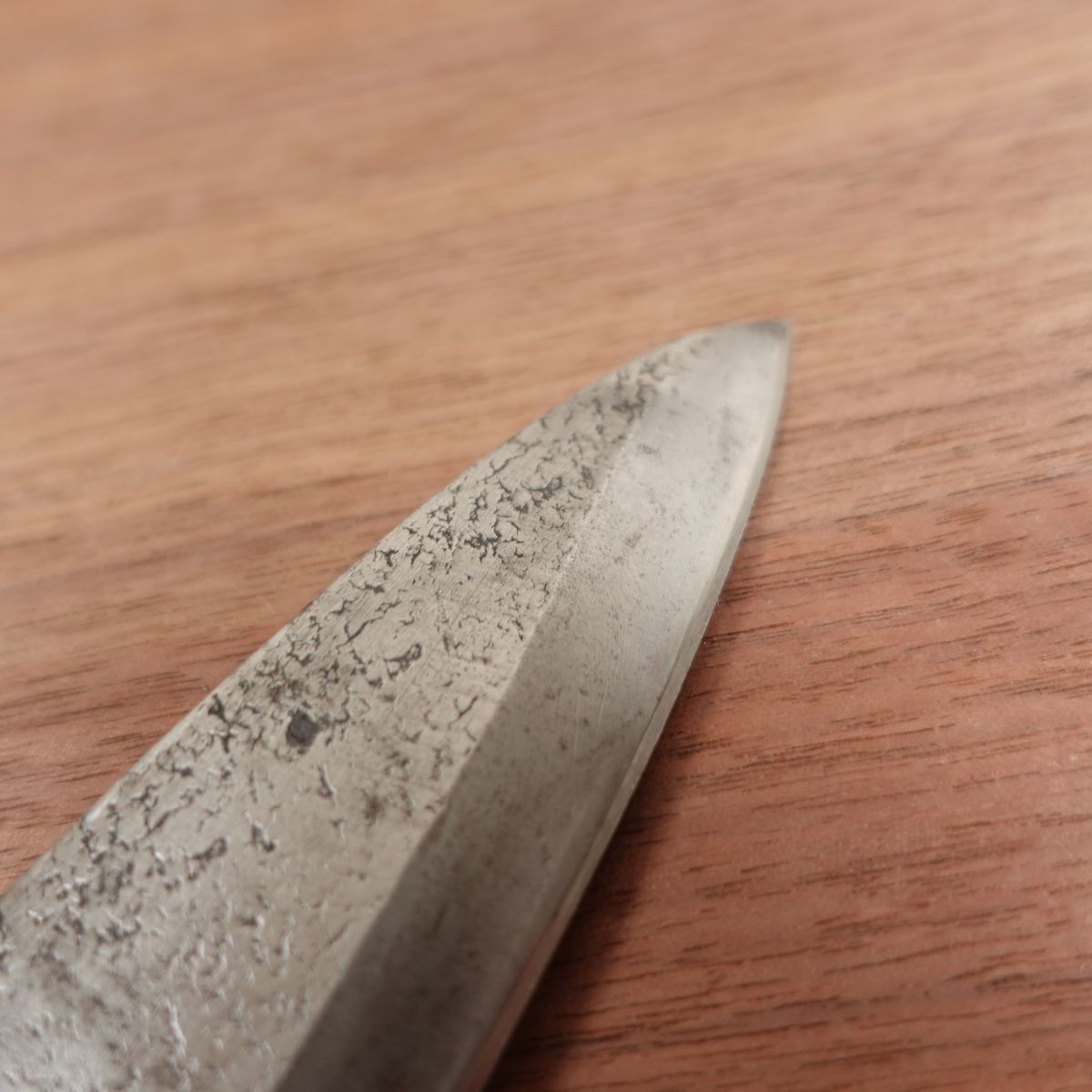 Jubei Aji-Kiri Knife, Sharpened, Ko-Deba Knife, Tsuchime Finish, Carbon Steel, Hand-Forged, 105mm