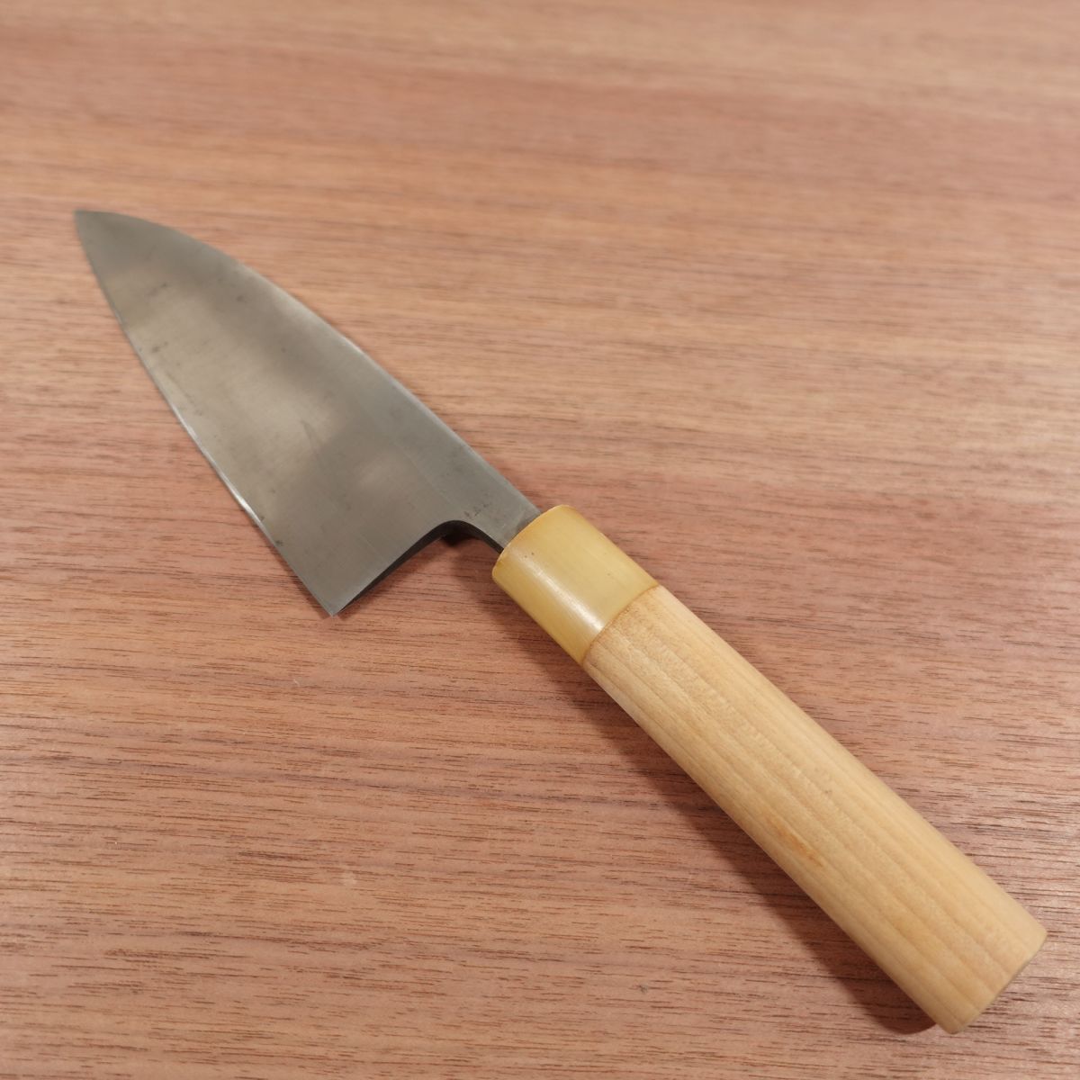 Matsuzakaya Special Selection Deba Knife, Sharpened, White Water Buffalo Handle, Lightly Used, 150mm