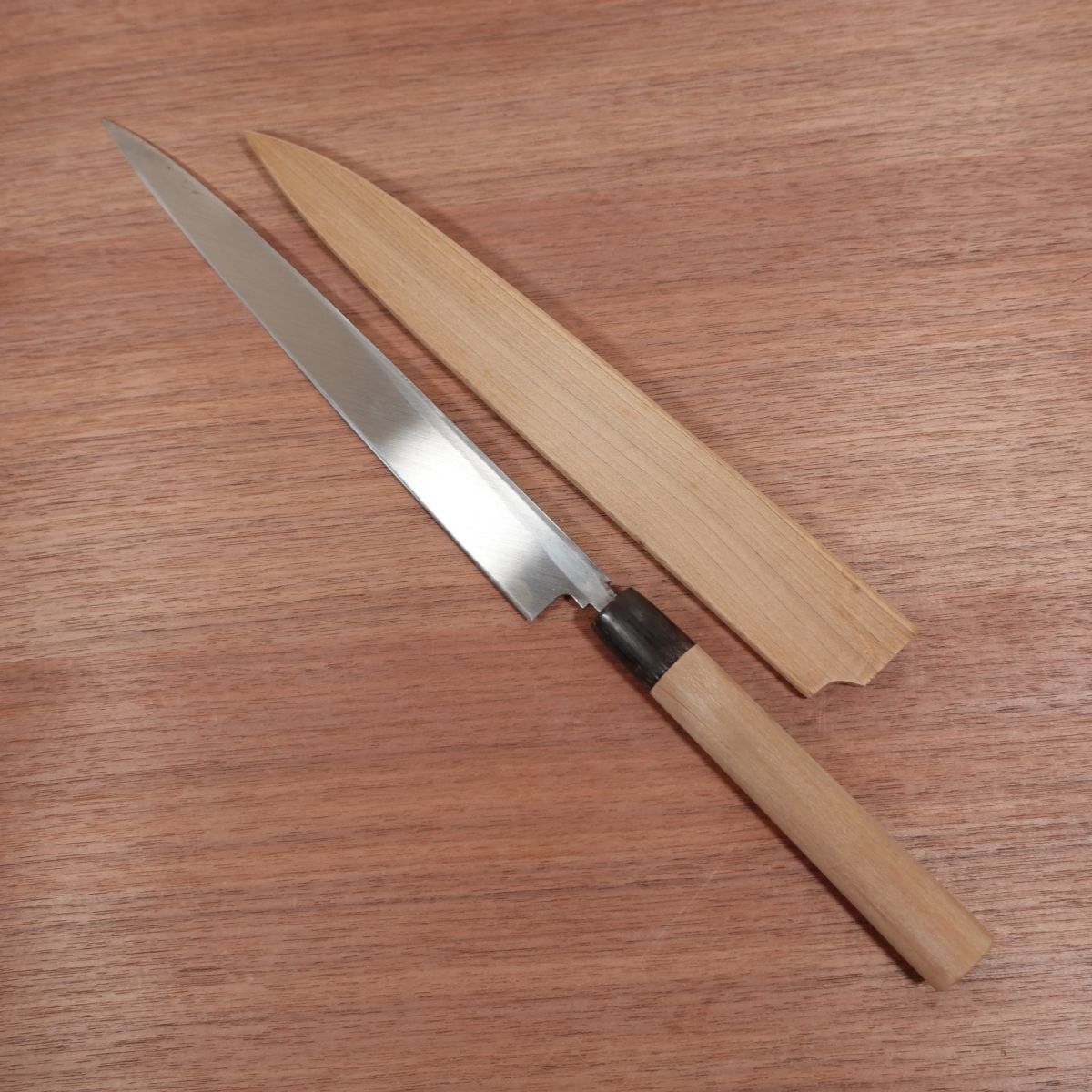 Masamoto Sohonten Fugu-Hiki Knife, Sharpened, Yanagiba Knife, Thin Blade, Water Buffalo Handle, Sashimi Knife, Nearly Unused Stored Item, Wooden Sheath Included, 270mm