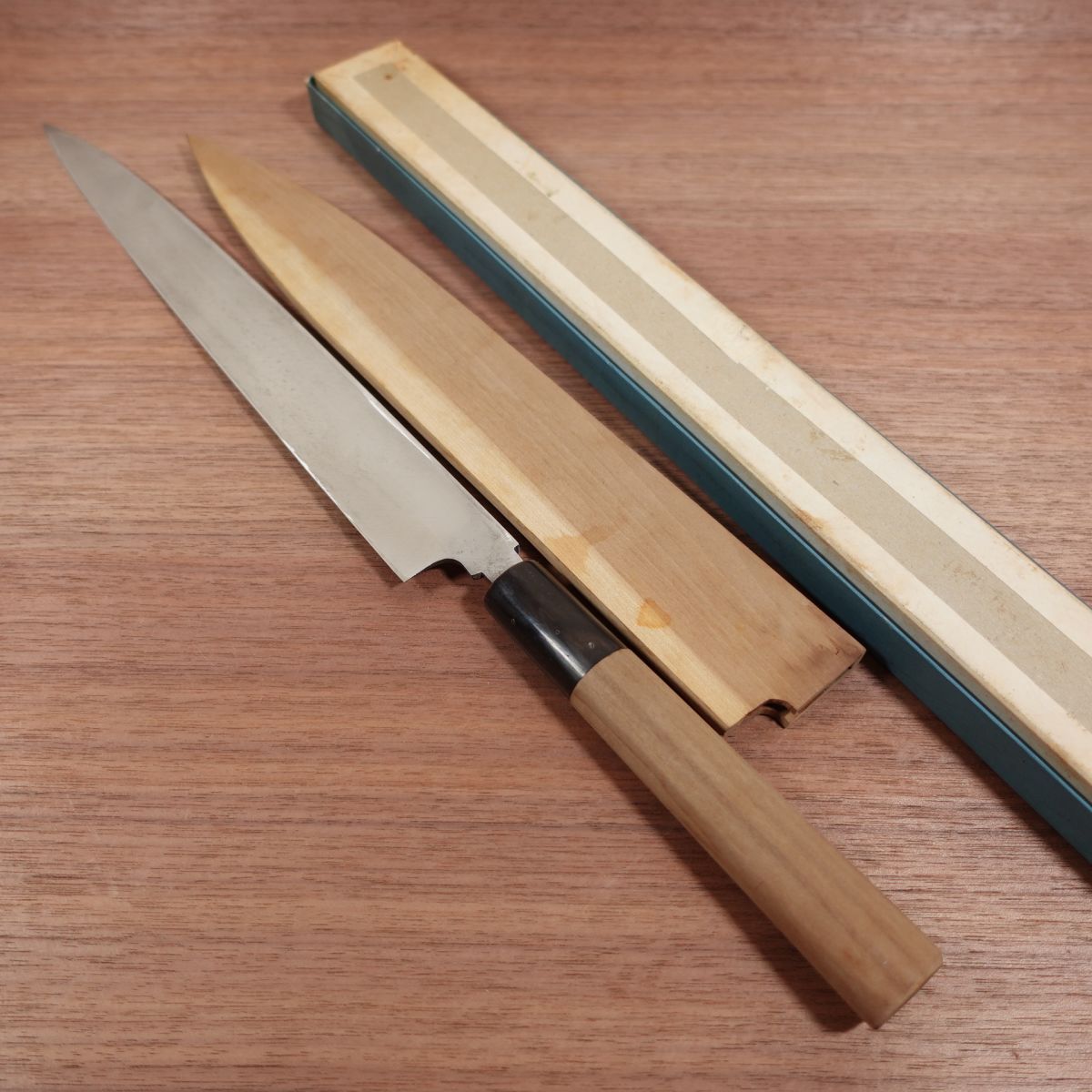 Masamoto Sohonten Yanagiba Knife, Sharpened, Pure Japanese Steel, Water Buffalo Handle, Sashimi Knife, Honyaki, Lightly Used, Wooden Sheath Included, Boxed, 300mm