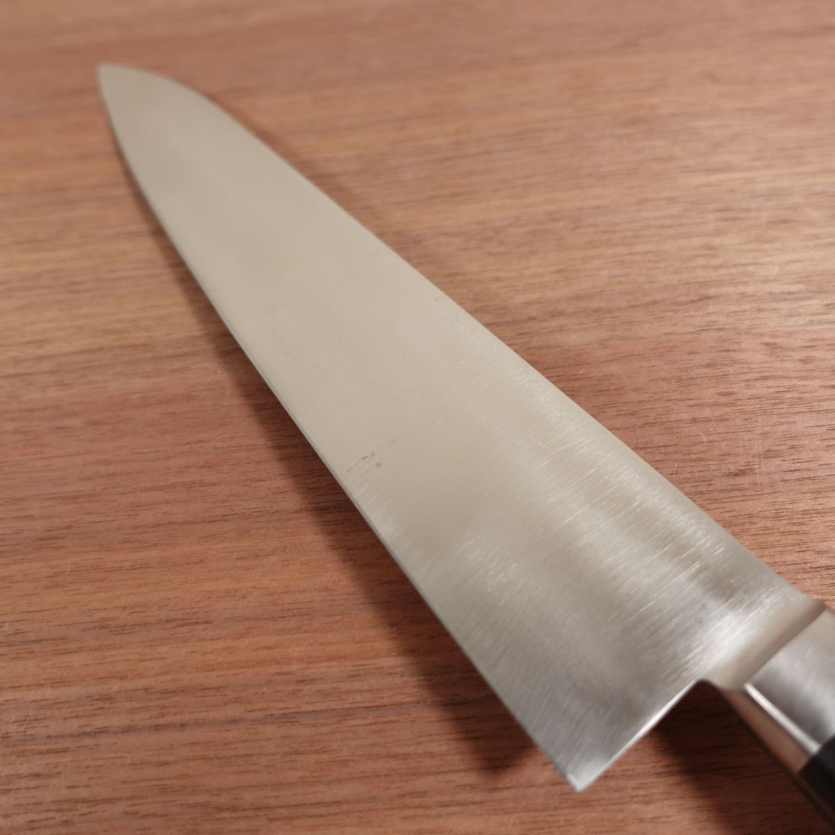 Tsubaya Gyuto Knife, Sharpened, Kappabashi Tsubaya, All-Purpose Knife, Carbon Steel, Chef's Knife, Nearly Unused Stored Item, 275mm