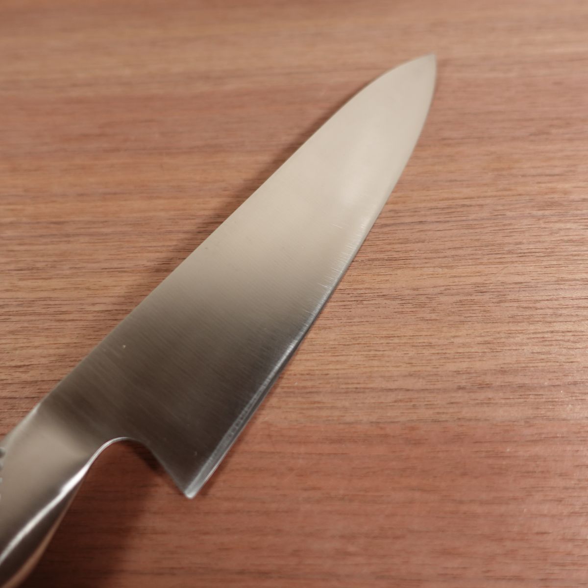 Global-Pro Gyuto Knife, Sharpened, All-Purpose Knife, GLOBAL-PRO, Protective Cover Included, Lightly Used, 205mm