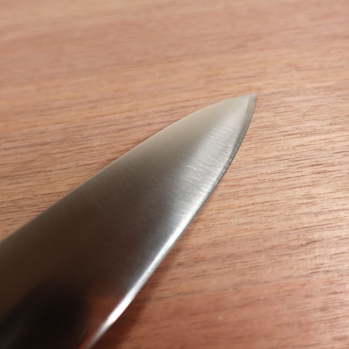 Global-Pro Gyuto Knife, Sharpened, All-Purpose Knife, GLOBAL-PRO, Protective Cover Included, Lightly Used, 205mm
