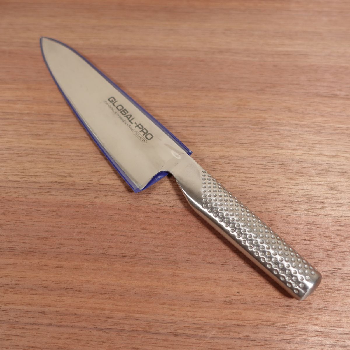 Global-Pro Gyuto Knife, Sharpened, All-Purpose Knife, GLOBAL-PRO, Protective Cover Included, Lightly Used, 205mm