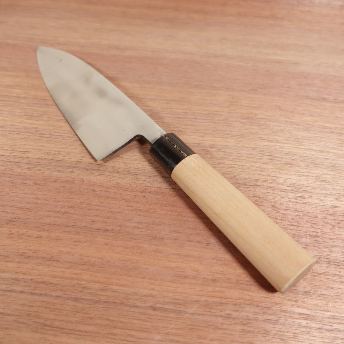 Kiya Deba Knife, Sharpened, Musashino, Water Buffalo Handle, Crack in Handle, Nearly Unused Stored Item, 170mm