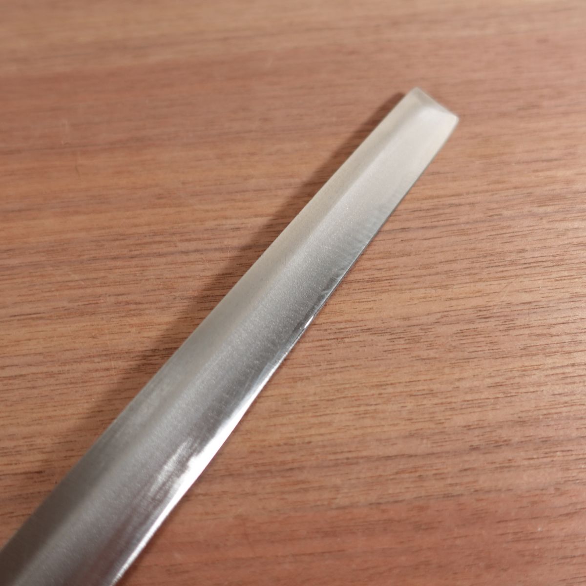 Sabun Takohiki Knife, Sharpened, White Water Buffalo Handle, Sashimi Knife, Carbon Steel, Single Bevel, Wooden Saya, 335mm