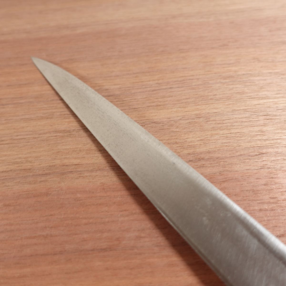 Kanesou Yanagiba Knife, Sharpened, Water Buffalo Handle, Sashimi Knife, Upper Grade, Box Included, Carbon Steel, Single Bevel, 330mm