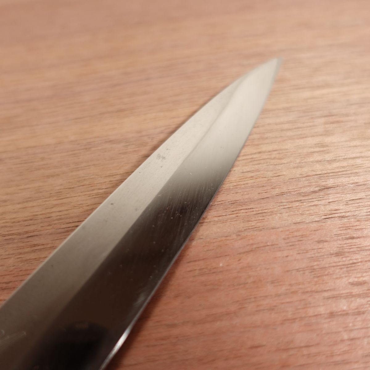 Sakai Ichimonji Mitsuhide Yanagiba, Sharpened, Mizuhonyaki, Shirogami No. 2, Water Buffalo Octagonal Handle, Mirror Finish Remains, Wooden Saya, Sashimi Knife, Carbon Steel, Single Bevel, 240mm