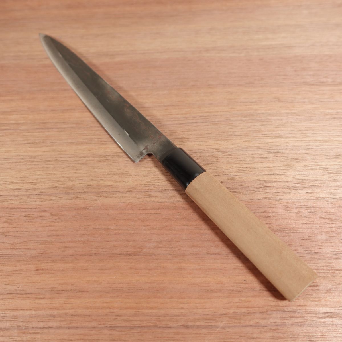 Tetsuhiro Yanagiba Knife, Sharpened, Black-Forged Finish, Sashimi Knife, Double Bevel, Sticker Remains, Stored Item, Carbon Steel, 220mm