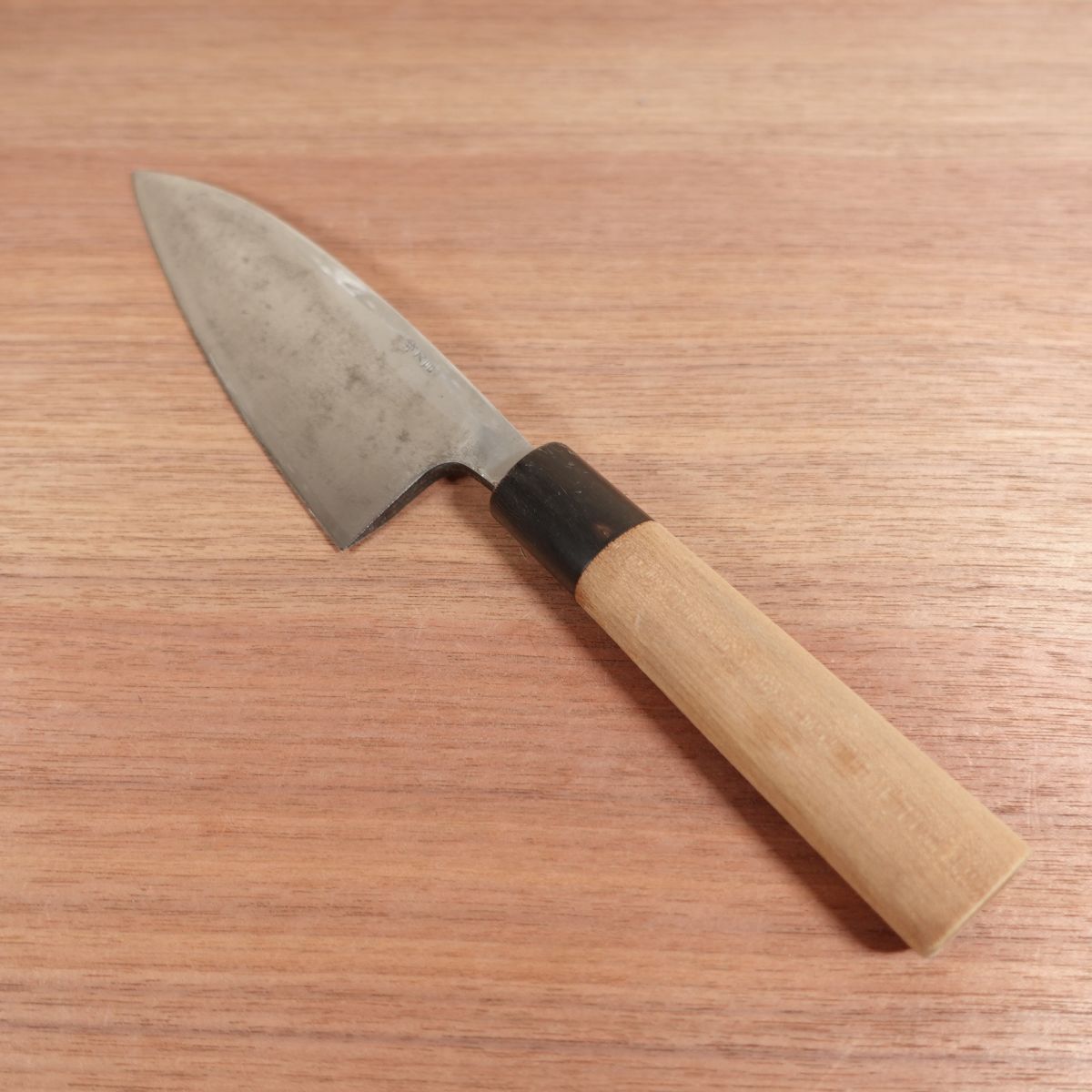 Sakai Toji Deba Knife, Sharpened, Water Buffalo Handle, Tsuji Isao Selection, Carbon Steel, Single Bevel, 150mm