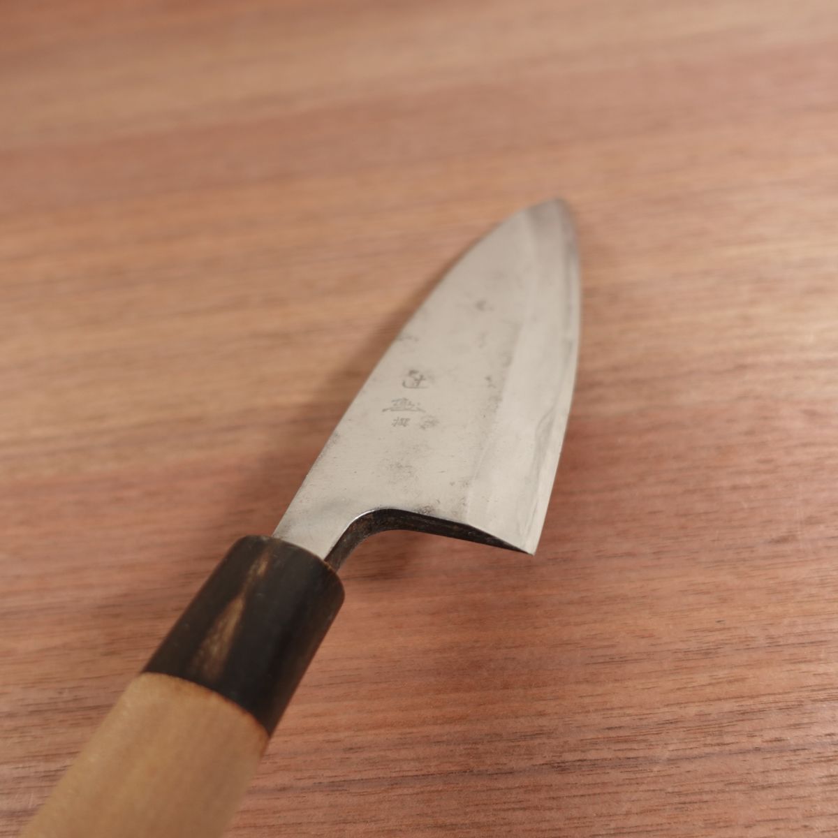 Sakai Toji Deba Knife, Sharpened, Water Buffalo Handle, Tsuji Isao Selection, Carbon Steel, Single Bevel, 150mm
