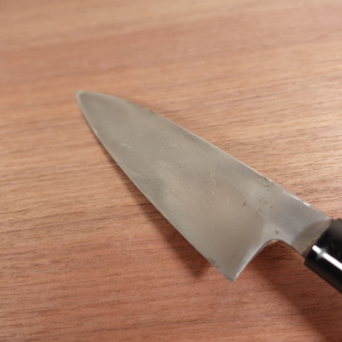 Unmarked Wa-Santoku Knife, Sharpened, Single Bevel, All-Purpose Knife, Thin Aideba Profile, Carbon Steel, 160mm