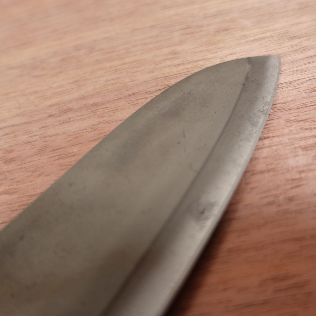 [HYPER REBORN] Tetsuhiro Santoku Knife, Sharpened, Black Oxide Finish, All-Purpose Knife, Carbon Steel, 170mm