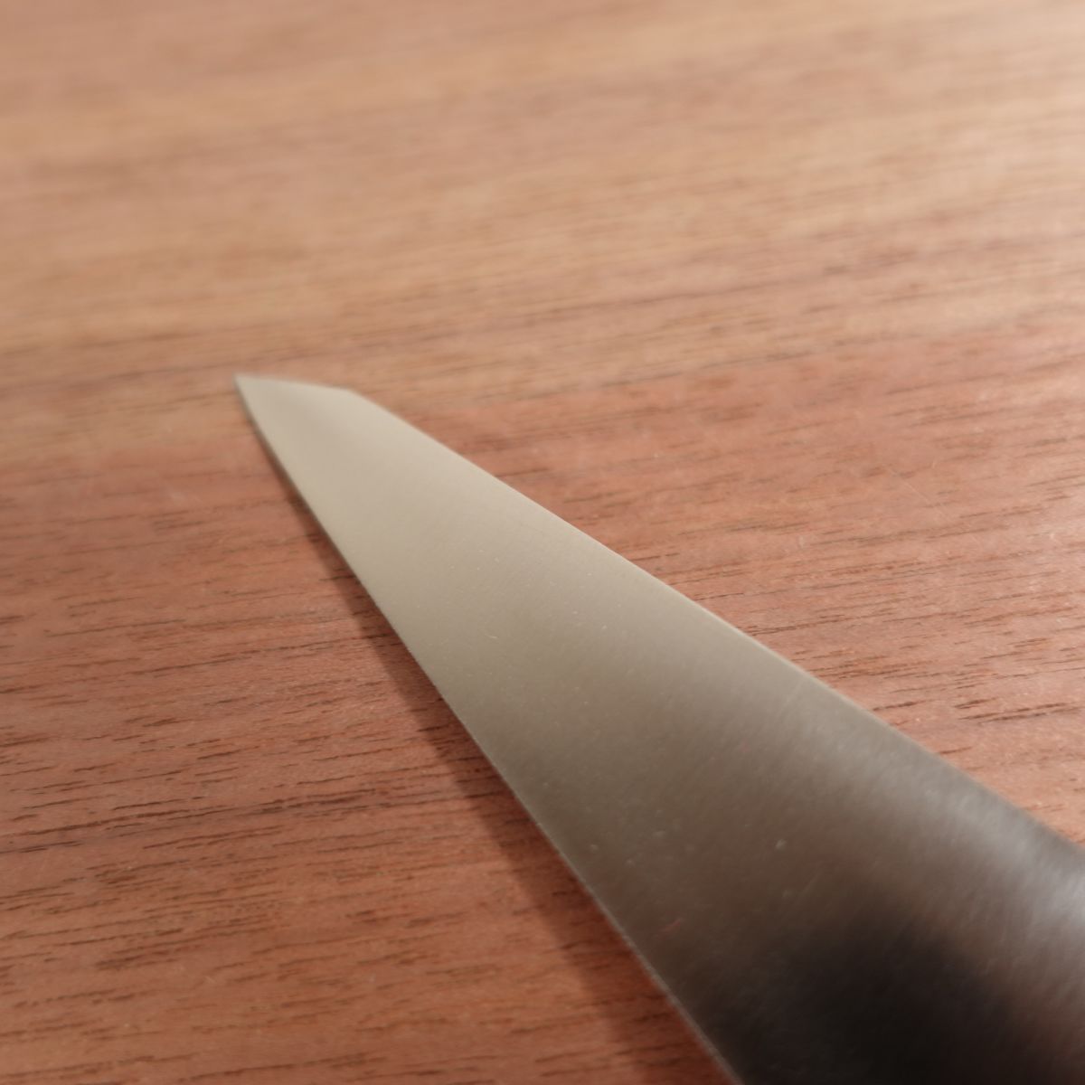 Sakai Ichimonji Mitsuhide SWORD Honesuki Knife, Sharpened, Stainless Steel, Single Bevel, 145mm