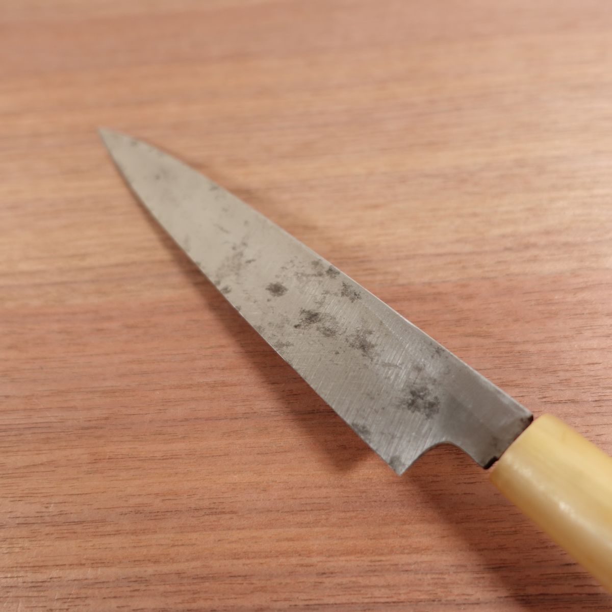Sakai Toji Yanagiba, Sharpened, White Water Buffalo Handle, Iwakuni, Sashimi Knife, Sticker on Handle, 180mm