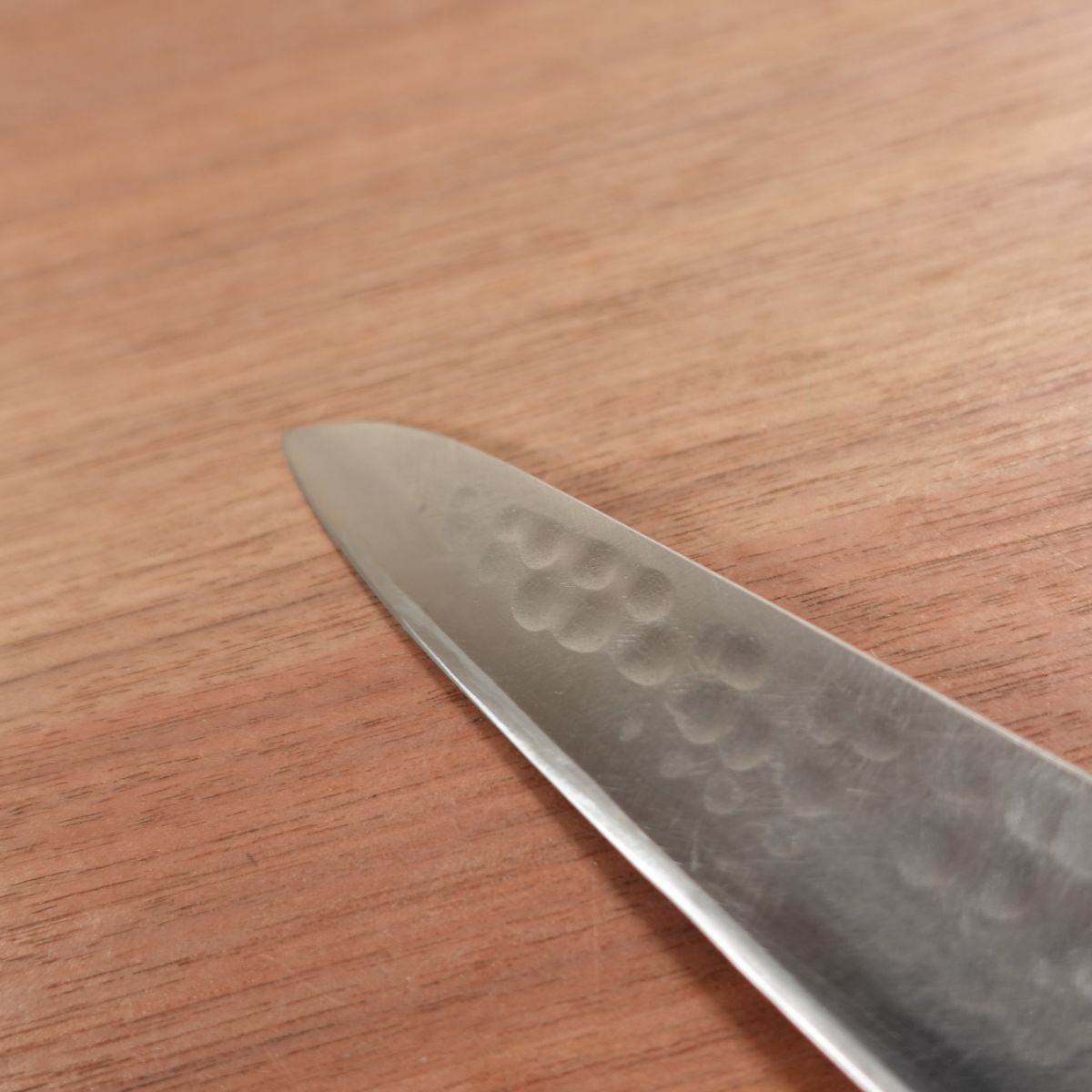 Yagasaki Small Santoku Knife, Sharpened, Petty Knife, Hammered Pattern, Utility Knife, Laminated Steel, 155mm