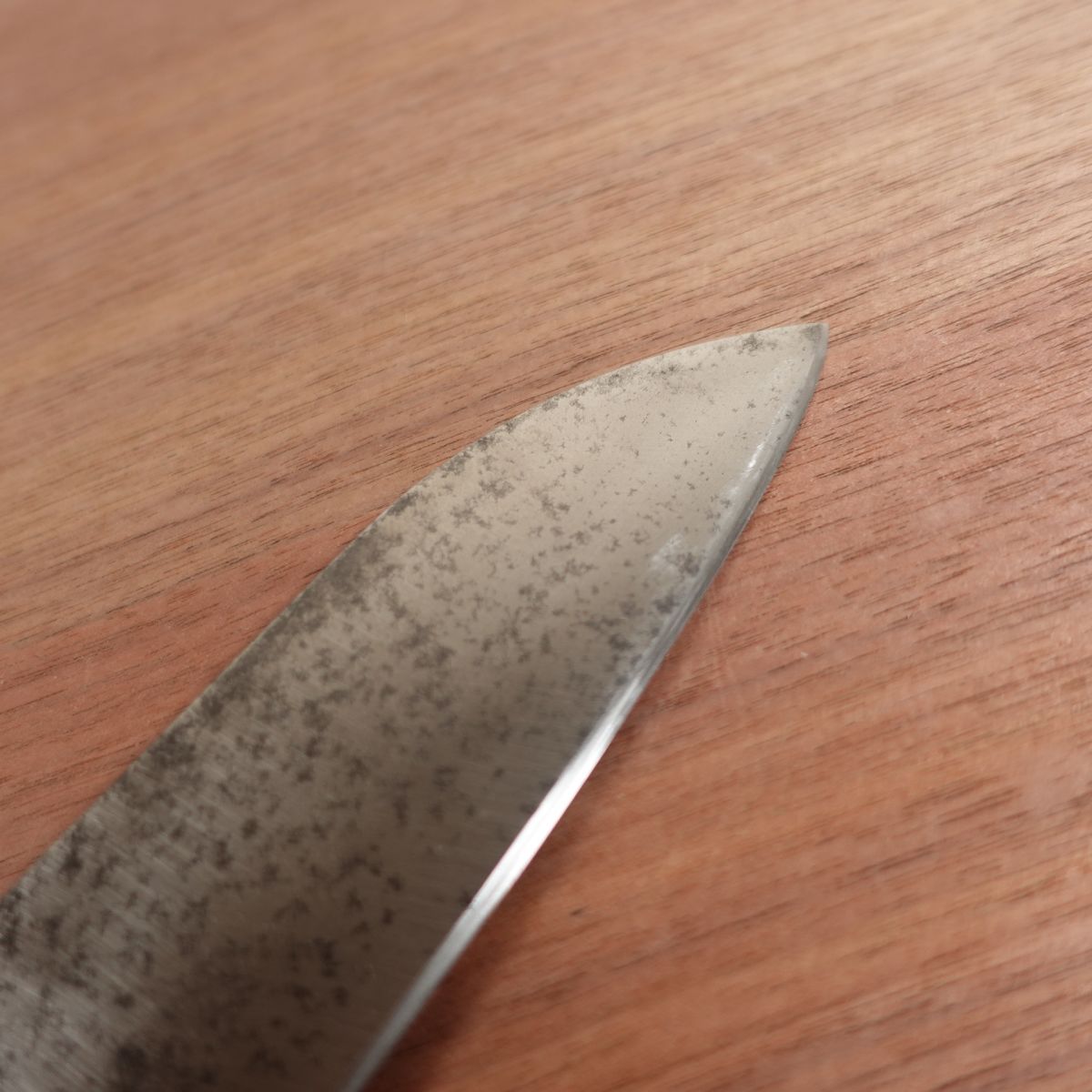 Yoshizane Santoku All-Purpose Japanese Carbon Steel Sharpened 180mm