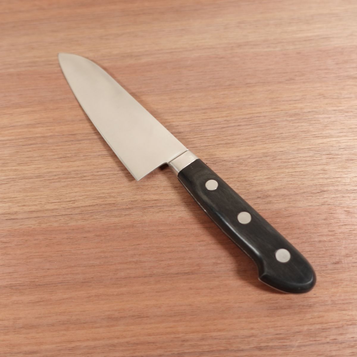 Kikuichimonji Santoku All-Purpose Stainless Steel Sharpened 170mm
