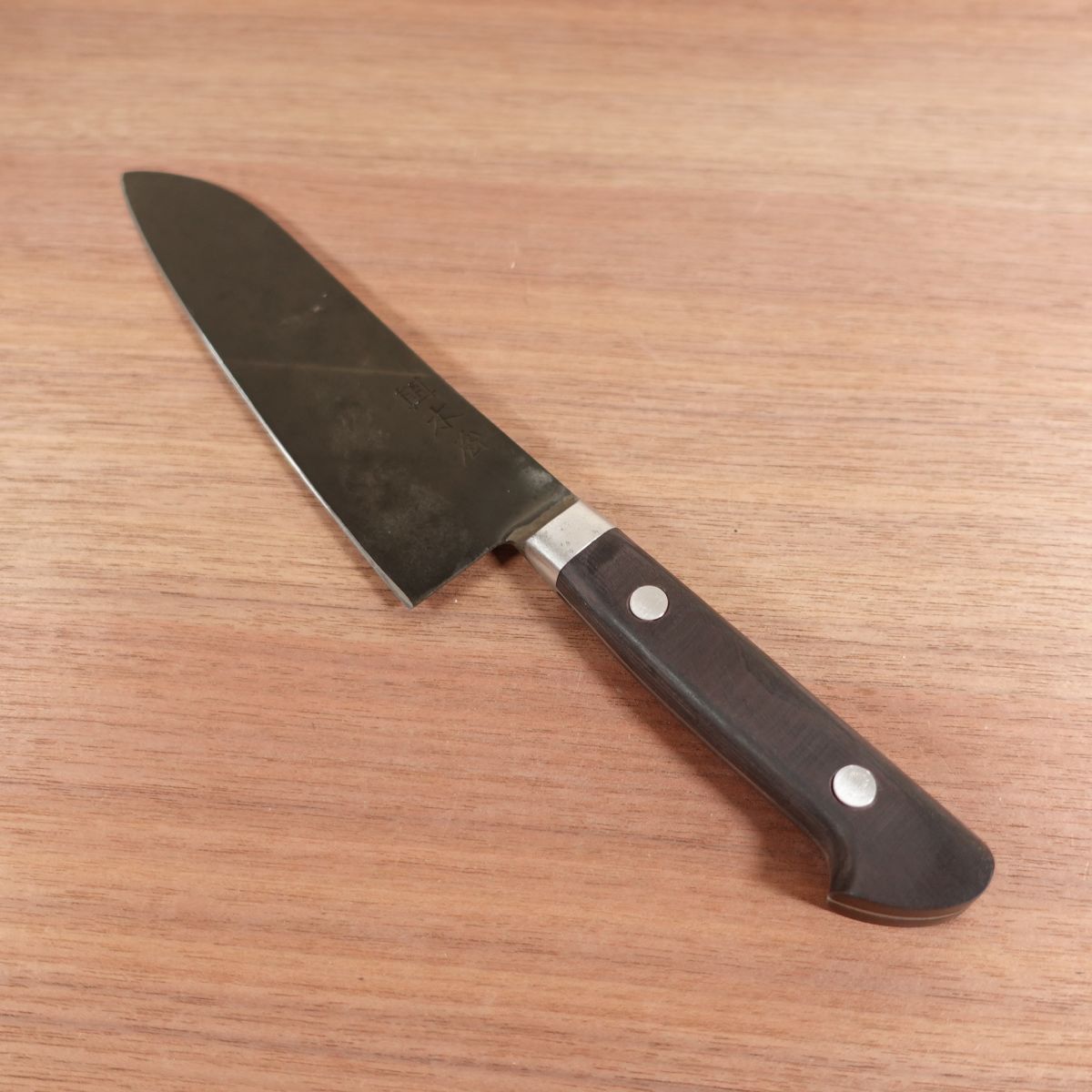 [HYPER REBORN] Izutsuki Kiya Santoku Black Oxide Finish #3 Carbon Steel 180mm