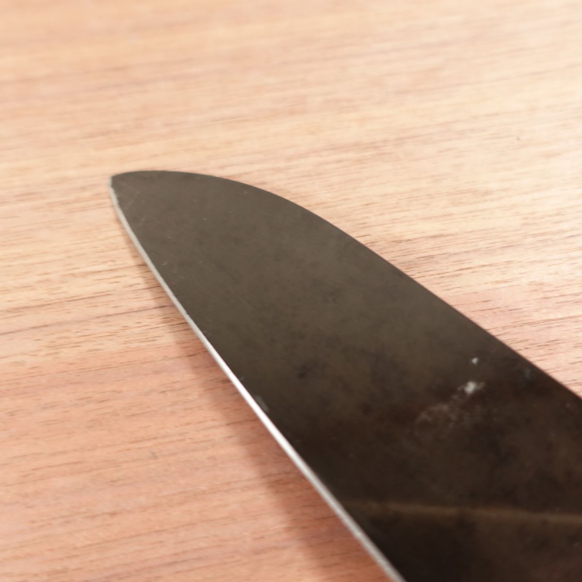 [HYPER REBORN] Izutsuki Kiya Santoku Black Oxide Finish #3 Carbon Steel 180mm