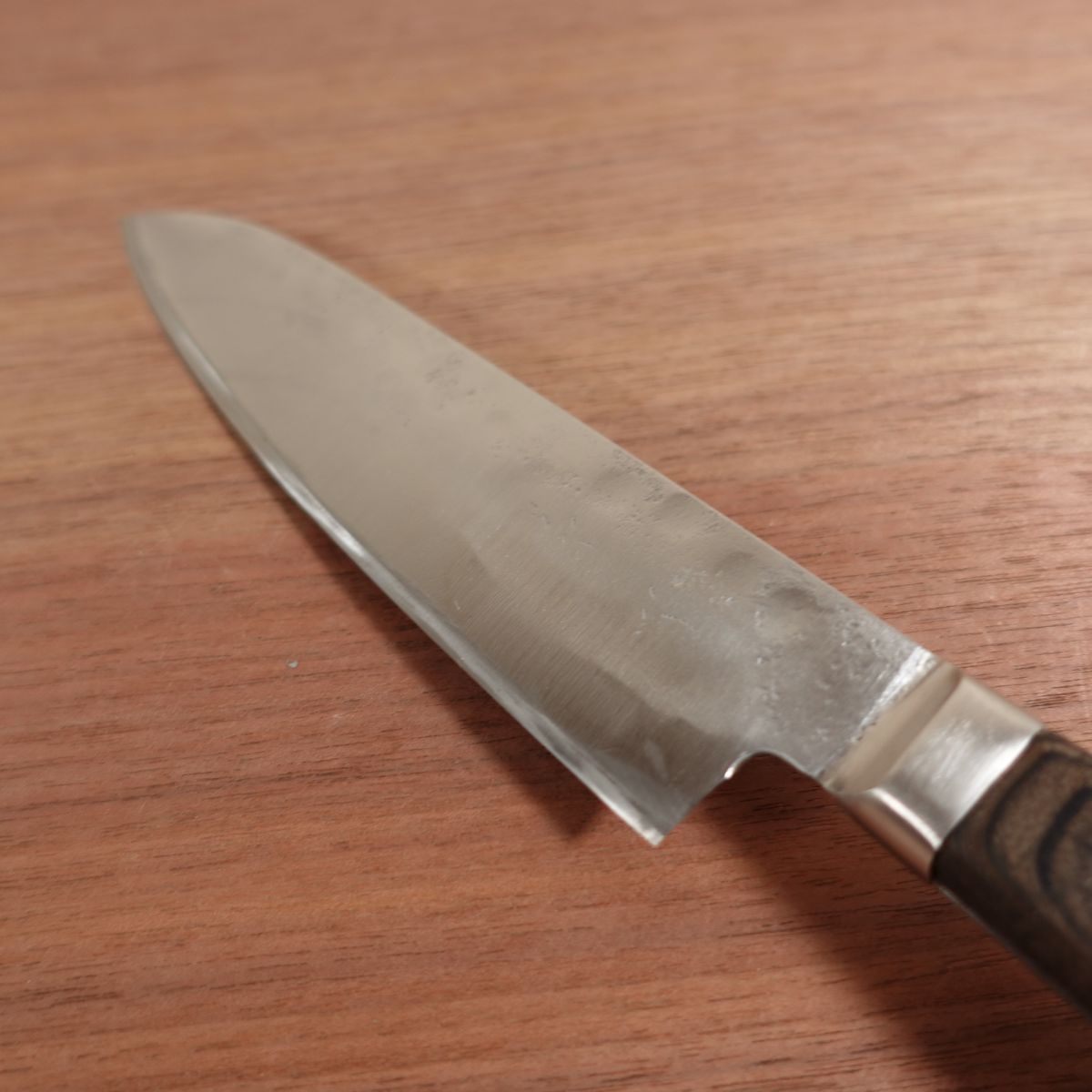 Fujiwara Teruyasu Small Santoku Knife, Sharpened, Hammered and Nashiji Finish, Laminated Steel, 150mm
