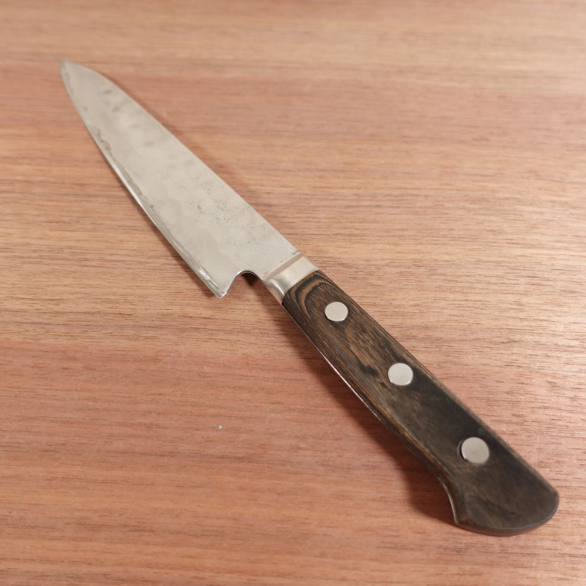Fujiwara Teruyasu Gyuto, Sharpened, Hammered and Nashiji Finish, Laminated Steel, 175mm