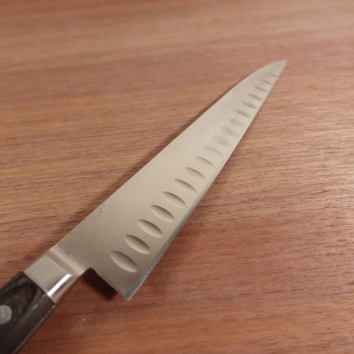 Sakai Ichimonji Mitsuhide SWORD Gyuto, Sharpened, Dimpled, Stainless Steel, Handle Crack and Wear, 205mm