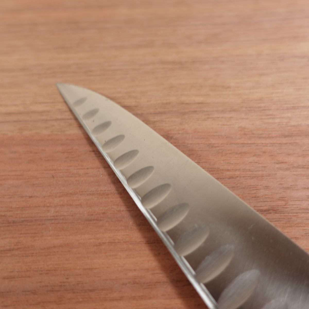 Sakai Ichimonji Mitsuhide SWORD Gyuto, Sharpened, Dimpled, Stainless Steel, Handle Crack and Wear, 205mm