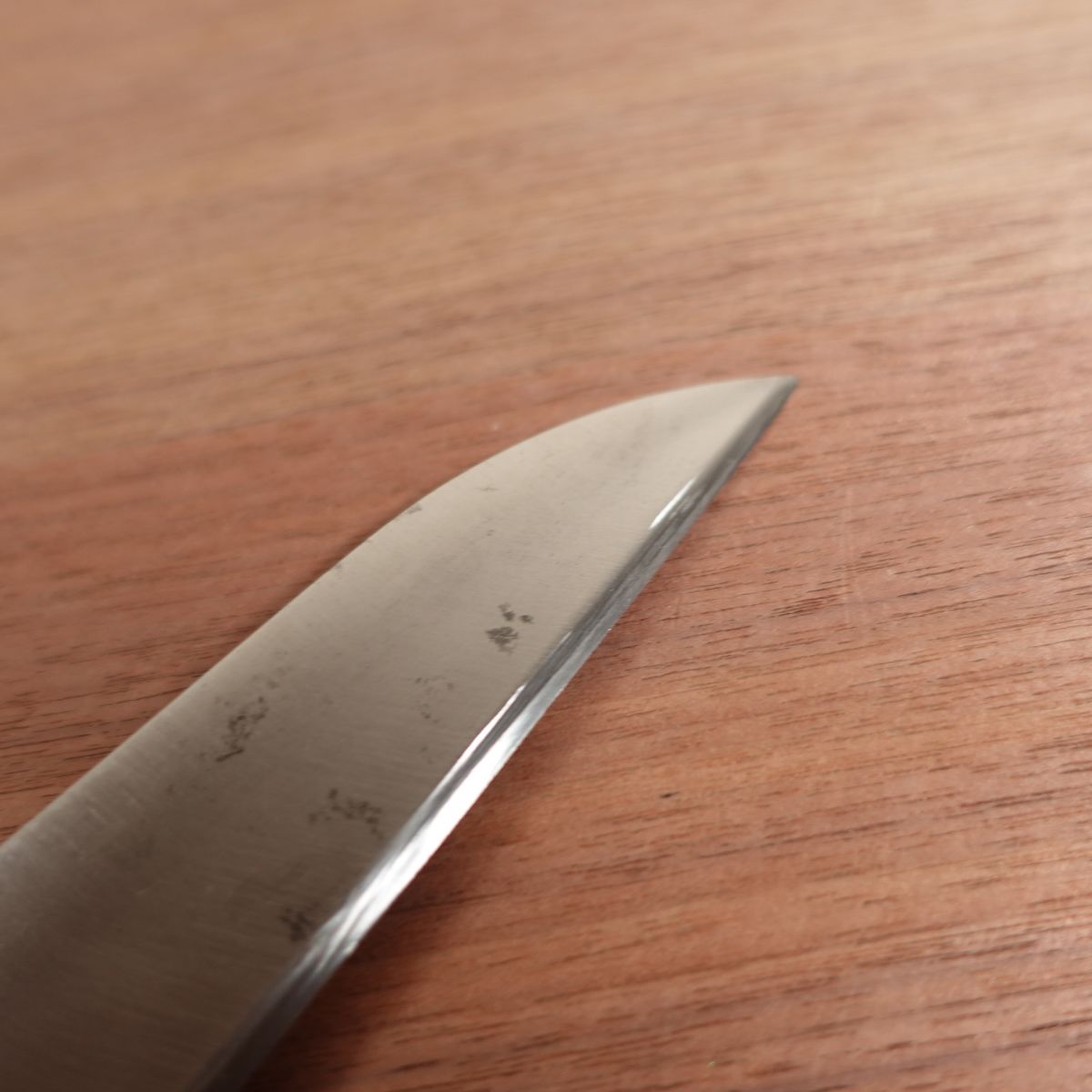 Aritsugu Gyuto, Sharpened, Nearly Single Bevel, Straight Edge, Carbon Steel, 185mm