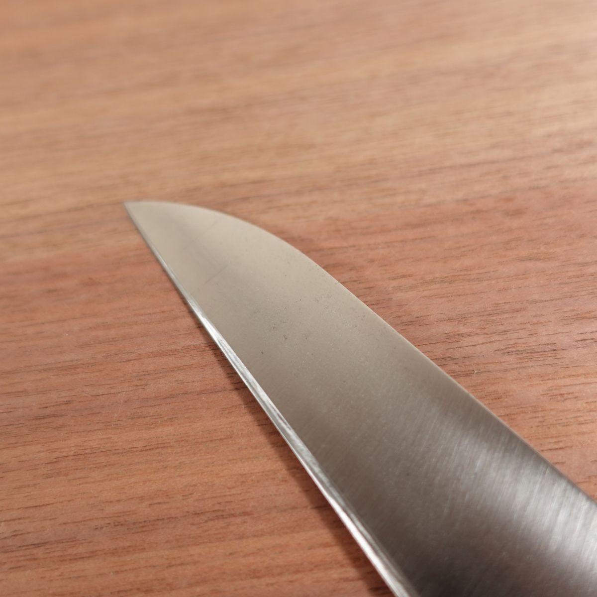 Aritsugu Gyuto, Sharpened, Nearly Single Bevel, Straight Edge, Carbon Steel, 185mm