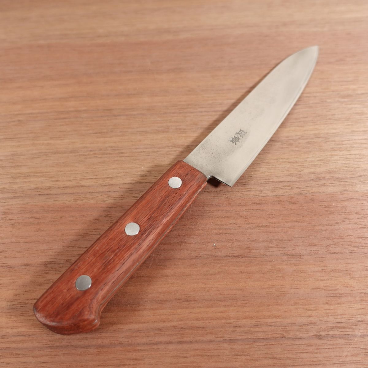 Fujiwara Teruyasu Small Santoku Knife, Sharpened, Custom Karin Handle, Nashiji Finish, Laminated Steel, 155mm