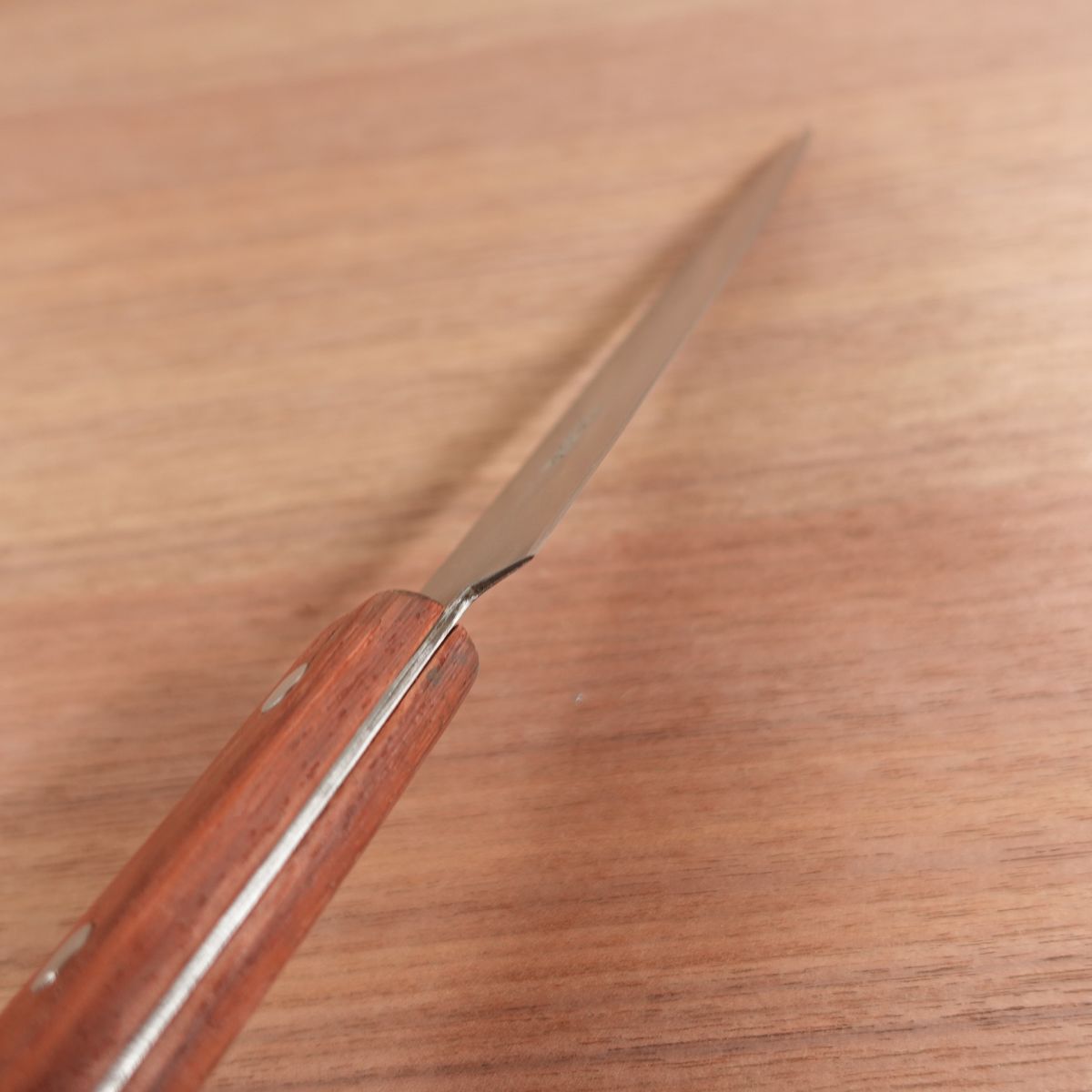Fujiwara Teruyasu Small Santoku Knife, Sharpened, Custom Karin Handle, Nashiji Finish, Laminated Steel, 155mm